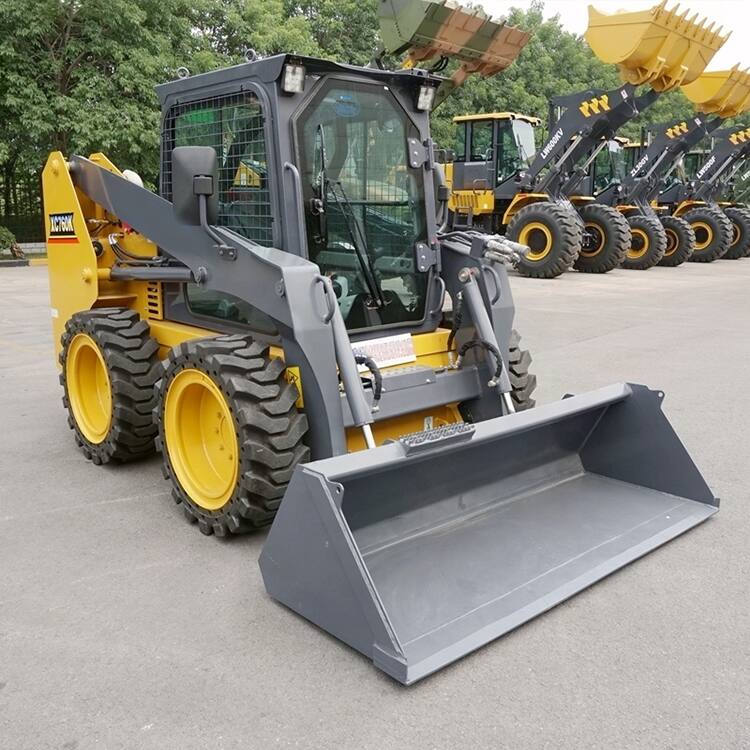 XCMG Official Multifunctional XC760K 1 ton Mini SkidSteer Loader With Attachments